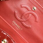 FLAP BAG MEDIUM 25CM RED PATENT CALFSKIN GOLD HARDWARE - Image 9