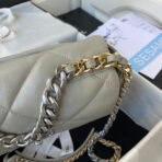 CC MEDIUM 26 FLAP BAG IN LIGHT GREY LAMBSKIN - Image 5