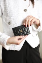 CC CARD HOLDER 11 BLACK CALFSKIN GOLD ICON - Image 3