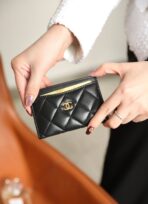 CC CARD HOLDER 11 BLACK CALFSKIN GOLD ICON - Image 6