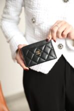 CC CARD HOLDER 11 BLACK CALFSKIN GOLD ICON - Image 9