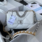CC MEDIUM 26 FLAP BAG IN WHITE LAMBSKIN - Image 2
