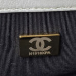 CC LARGE 30 FLAP BAG IN WHITE LAMBSKIN - Image 10