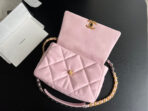 19 FLAP BAG 30 PINK GOATSKIN - Image 6