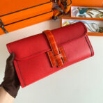 JIGE ELAN 29 CLUTCH IN RUBY RED  WITH APPLE RED LIZARD SKIN - Image 3