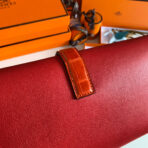 JIGE ELAN 29 CLUTCH IN RUBY RED  WITH APPLE RED LIZARD SKIN - Image 7