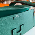 JIGE ELAN 29 CLUTCH IN FOREST GREEN - Image 7