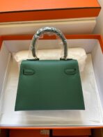 KELLY MINI 20 BAG IN DARK GREEN  WITH GOLD HARDWARE - Image 2