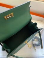 KELLY MINI 20 BAG IN DARK GREEN  WITH GOLD HARDWARE - Image 5