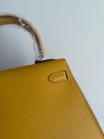 KELLY MINI 20 BAG IN DIJON YELLOW  WITH GOLD HARDWARE - Image 6