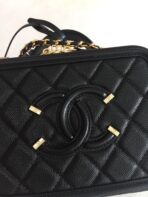CC MINI 17 VANITY CASE IN BLACK CALFSKIN GOLD HARDWARE - Image 8