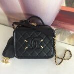 CC MINI 17 VANITY CASE IN BLACK CALFSKIN GOLD HARDWARE - Image 2