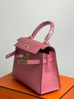 KELLY BAG 20 IN ROUGE PINK OSTRICH  WITH GOLD HARDWARE - Image 6
