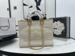 CC DEAUVILLE LARGE 38 TOTE BAG IN BEIGE CANVAS GOLD HARDWARE - Image 4