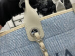 CC DEAUVILLE LARGE 38 TOTE BAG IN LIGHT BLUE CANVAS WITH BLACK LOGO - Image 6