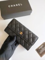 CC CLASSIC LONG PURSE CAVIAR 19 BLACK GRAINED CALFSKIN - Image 4