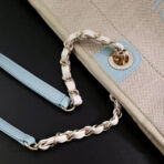 CC DEAUVILLE LARGE 39 TOTE BAG IN BEIGE CANVAS WITH LIGHT BLUE CHAIN - Image 7
