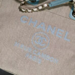 CC DEAUVILLE LARGE 39 TOTE BAG IN BEIGE CANVAS WITH LIGHT BLUE CHAIN - Image 4