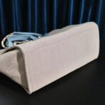 CC DEAUVILLE LARGE 39 TOTE BAG IN BEIGE CANVAS WITH LIGHT BLUE CHAIN - Image 9