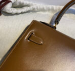 KELLY MINI 20 BAG IN CHOCOLATE BROWN SMOOTH  WITH GOLD HARDWARE - Image 6