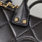 CC MINI 15 BOX BAG IN BLACK CALFSKIN GOLD HARDWARE - Image 5