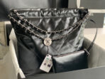 CC LARGE 42 HANDBAG IN BLACK SHINY CALFSKIN SILVER HARDWARE - Image 3