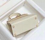 KELLY MINI 20 BAG IN WHITE  WITH GOLD HARDWARE - Image 7