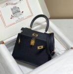 KELLY MINI 20 BAG IN BLACK  WITH GOLD HARDWARE - Image 2