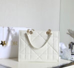 LARGE TOTE BOOK 36 BAG IN WHITE - Image 3