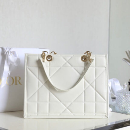 LARGE TOTE BOOK 36 BAG IN WHITE