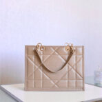 LARGE TOTE BOOK 36 BAG IN BEIGE CREAM - Image 2