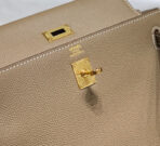 KELLY 25CM IN ETOUPE   GOLD HARDWARE - Image 4