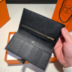 HM BEARN WALLET 17.5 BLACK  GOLD HARDWARE - Image 2