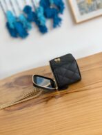 CC MINI 10 VANITY IN BLACK CALFSKIN GOLD HARDWARE - Image 5