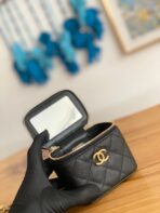 CC MINI 10 VANITY IN BLACK CALFSKIN GOLD HARDWARE - Image 8