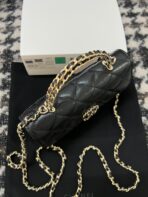 CC KELLY 18 BAG IN BLACK CALFSKIN WITH GOLD HARDWARE - Image 8