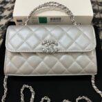 CC KELLY 18 BAG IN SILVER CALFSKIN WITH STRAP - Image 2