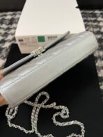 CC KELLY 18 BAG IN SILVER CALFSKIN WITH STRAP - Image 9