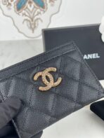 CC CARD HOLDER 19.5 BLACK GRAINED CALFSKIN GOLD ICON - Image 3