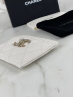 CC CARD HOLDER 19.5 WHITE GRAINED CALFSKIN GOLD ICON - Image 5
