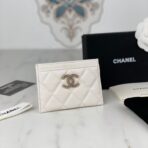CC CARD HOLDER 19.5 WHITE GRAINED CALFSKIN GOLD ICON - Image 2