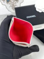 CC CARD HOLDER 19.5 WHITE GRAINED CALFSKIN GOLD ICON - Image 4