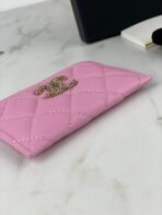 CC CARD HOLDER 19.5 PINK GRAINED CALFSKIN GOLD ICON - Image 5