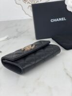 CC FLAP CARD HOLDER 11 BLACK GRAINED CALFSKIN GOLD ICON - Image 7