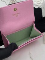 CC FLAP CARD HOLDER 11 PINK GRAINED CALFSKIN GOLD ICON - Image 5