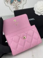 CC FLAP CARD HOLDER 11 PINK GRAINED CALFSKIN GOLD ICON - Image 4