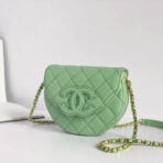 CC Mini Messenger 19cm Light Green Caviar - Image 3