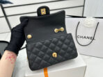 CC SMALL 20 FLAP BAG IN BLACK CALFSKIN GOLD HARDWARE - Image 4