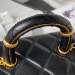 CC SMALL 15 VANITY CASE IN BLACK CALFSKIN GOLD HARDWARE - Image 9