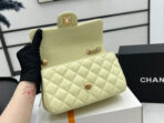 CC SMALL 20 FLAP BAG IN NEON YELLOW CALFSKIN GOLD HARDWARE - Image 4